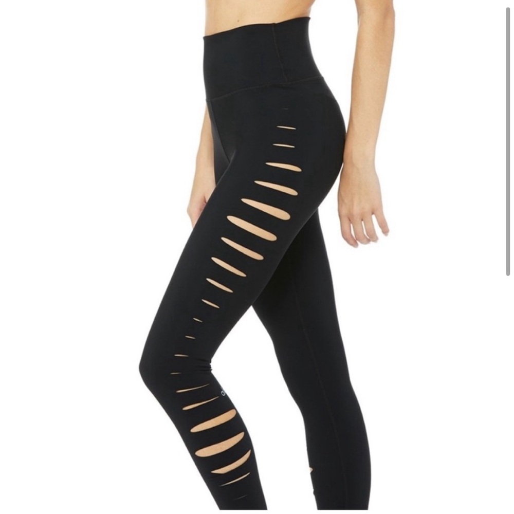 Alo yoga cropped leggings